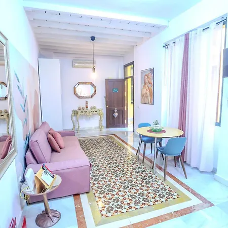 Dreams Oldtown Free Parking By Easytrip * Malaga