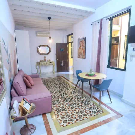 Dreams Oldtown Free Parking By Easytrip * Malaga